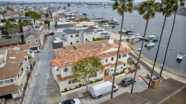 Newport Beach, CA 92662,300 South Bayfront