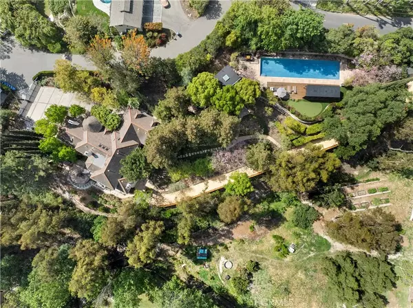 1935 Maverick Lane, North Tustin, CA 92705