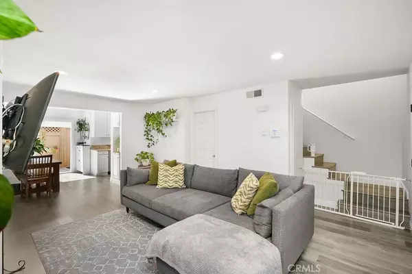 Newport Beach, CA 92663,30 Starfish Court #14