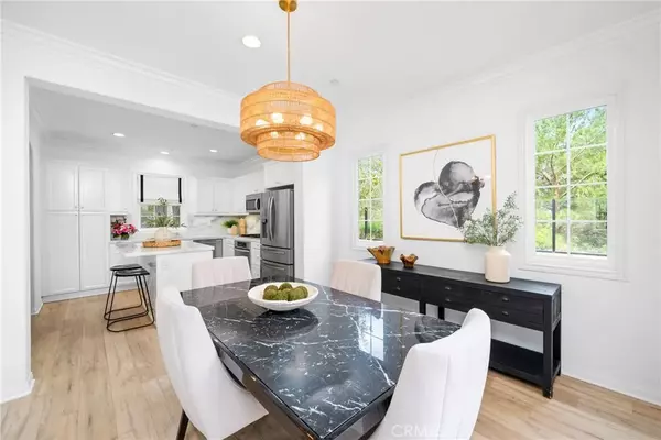 Irvine, CA 92603,21 Gardenpath