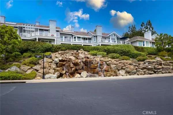 Newport Beach, CA 92660,35 Northampton Court #118