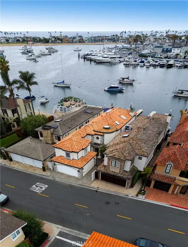 Newport Beach, CA 92663,339 Via Lido Soud