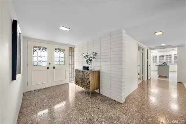 Newport Beach, CA 92660,1812 Tradewinds Lane