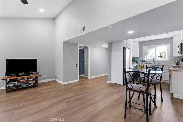 Oceanside, CA 92057,3660 Vista Campana North #11