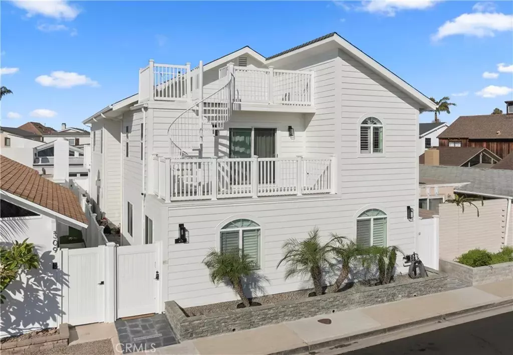 Newport Beach, CA 92663,315 Lugonia Street