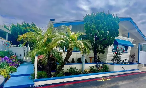 Newport Beach, CA 92660,50 Saratoga