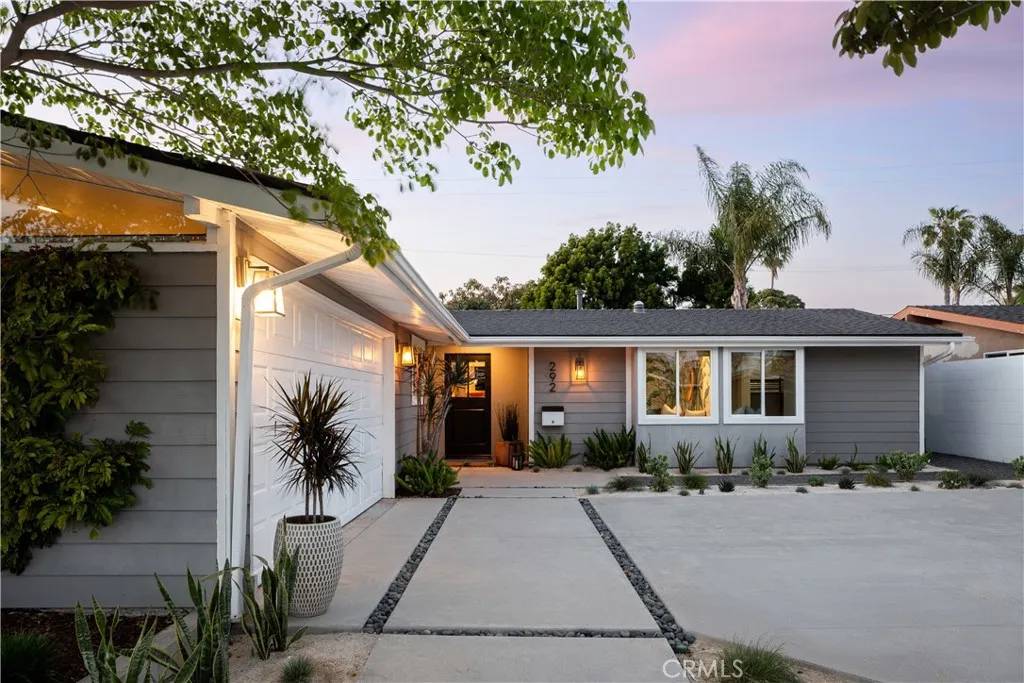 Costa Mesa, CA 92626,292 Bowling Green Drive