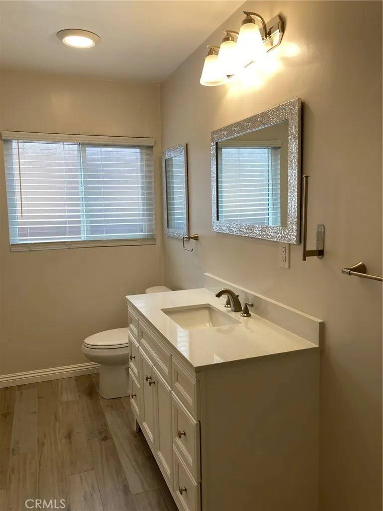 Long Beach, CA 90808,4426 N Lakewood Boulevard