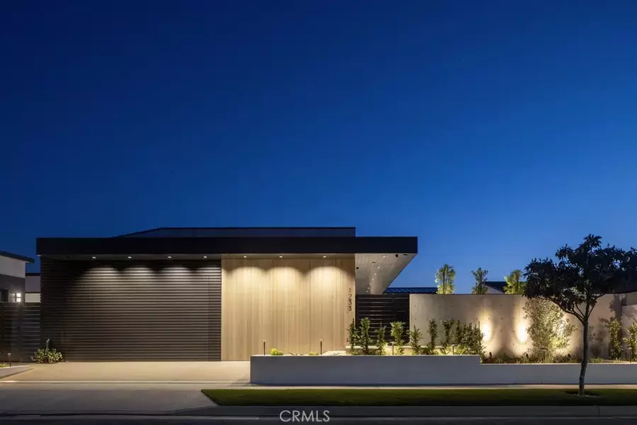 1233 Outrigger Drive, Corona Del Mar, CA 92625