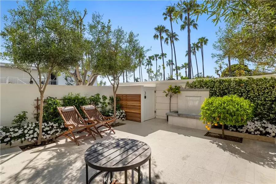 741 Avocado Avenue #101, Corona Del Mar, CA 92625