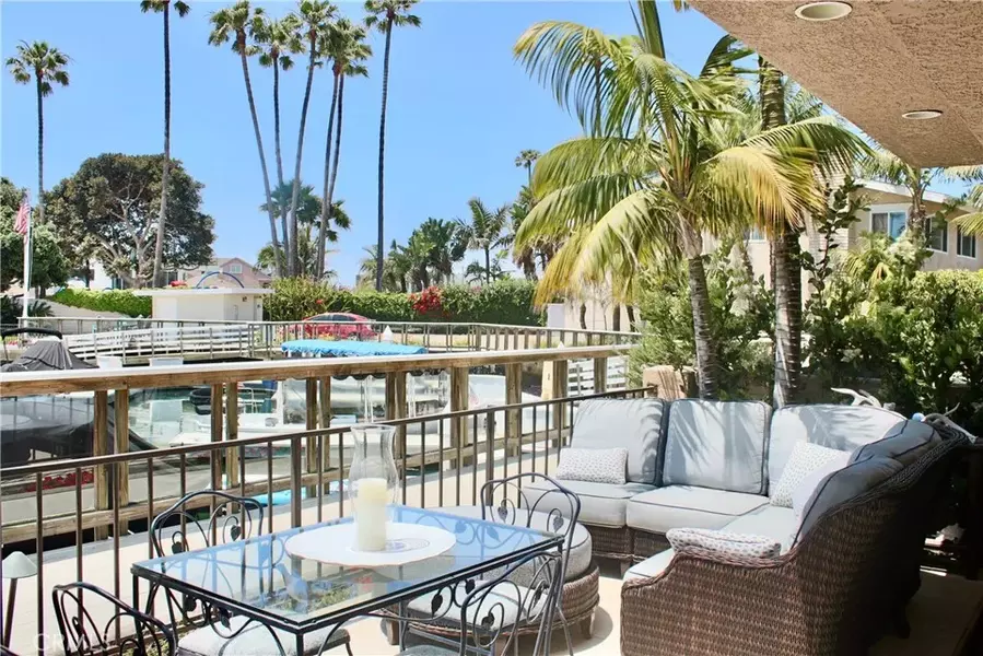 4407 W Coast Highway #4, Newport Beach, CA 92663