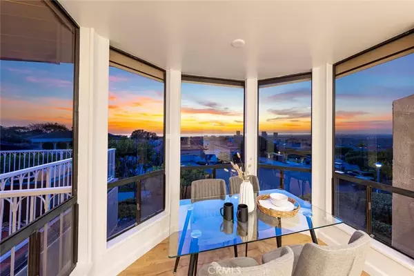 11 Montpellier #22, Newport Beach, CA 92660