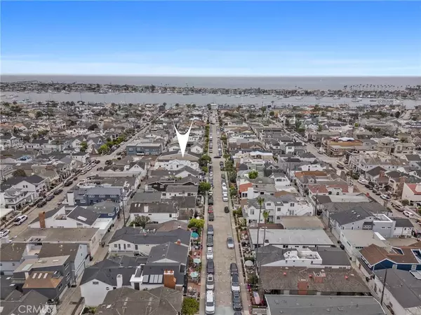 Newport Beach, CA 92662,302 Sapphire Ave