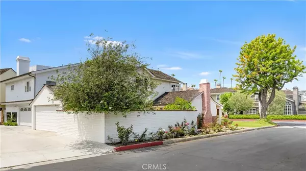 Newport Beach, CA 92663,2562 Vista Drive