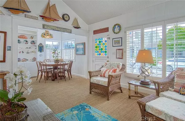 Newport Beach, CA 92662,209 Agate Avenue
