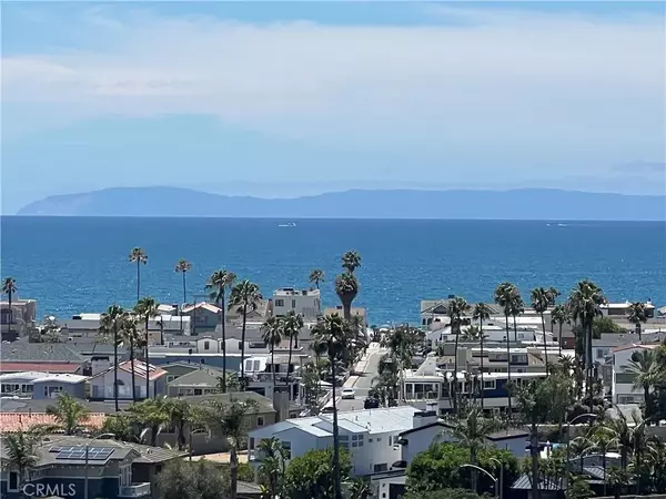 230 Lille Lane #308, Newport Beach, CA 92663