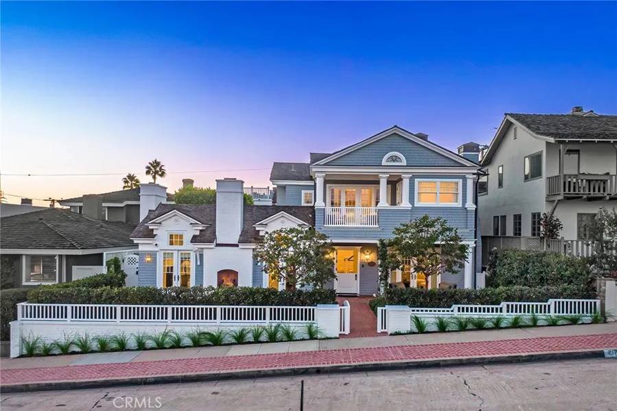 215 Marigold Avenue, Corona Del Mar, CA 92625