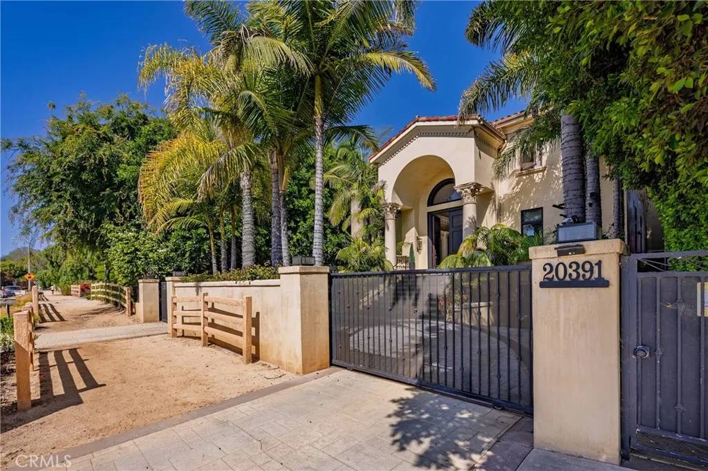 Newport Beach, CA 92660,20391 Cypress Street