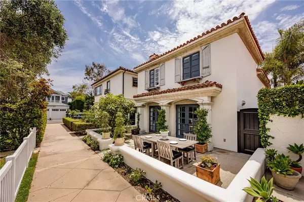 Newport Beach, CA 92663,104 Via Lorca