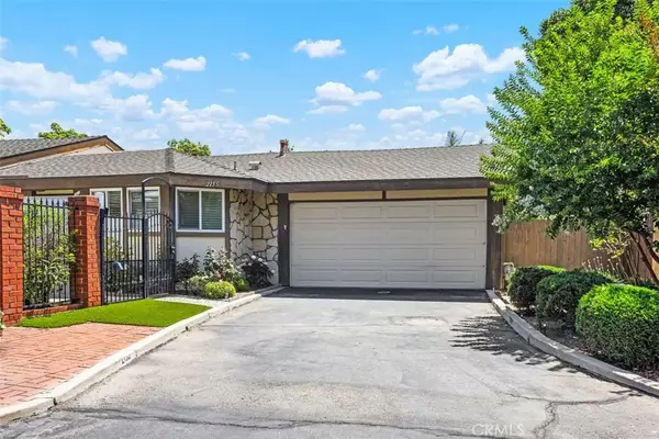 2155 Barclay Court, Santa Ana, CA 92701