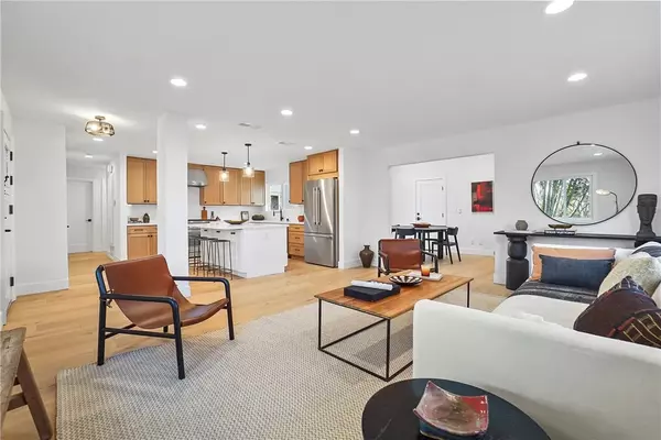 Costa Mesa, CA 92626,3119 Gibraltar Avenue
