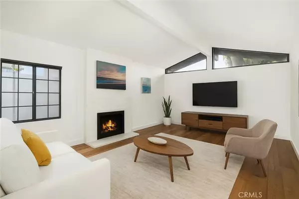 Newport Beach, CA 92663,259 62nd