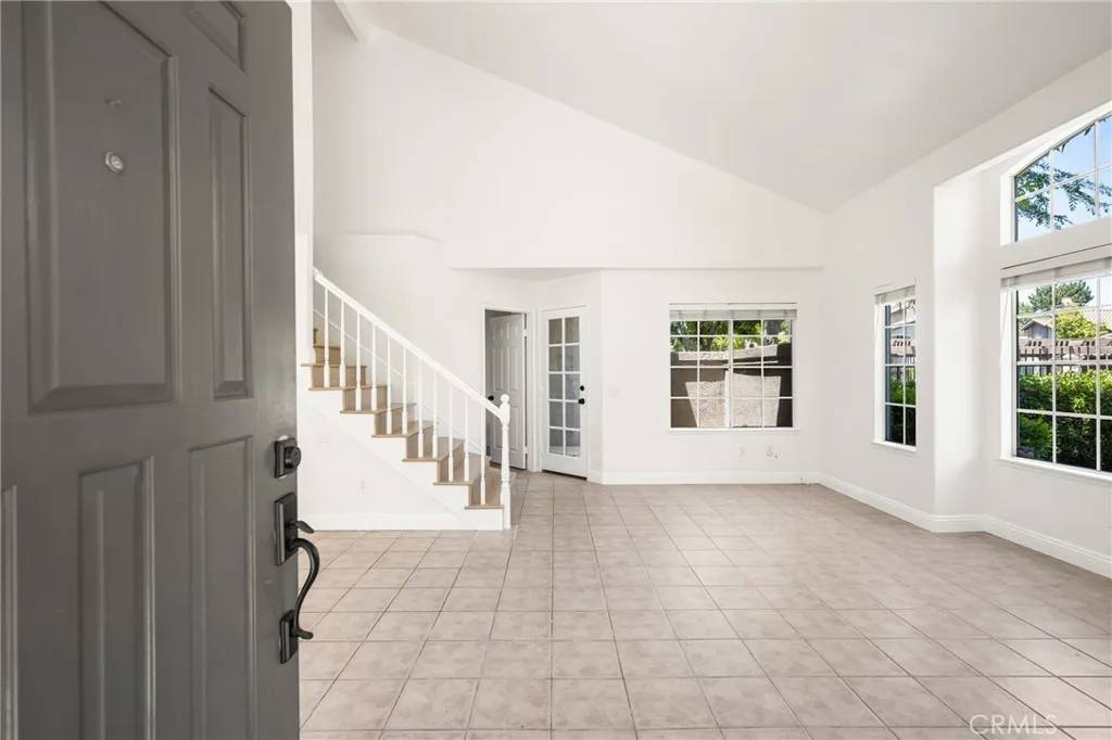 Aliso Viejo, CA 92656,54 Tamarac Place