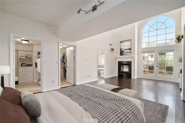 Los Angeles, CA 90049,11807 Dorothy Street #1