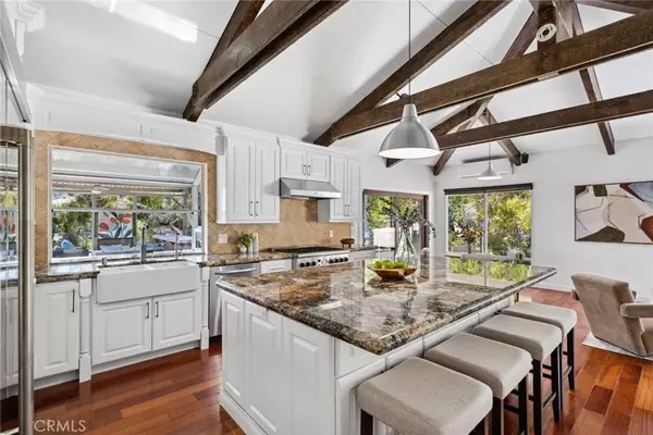 Santa Ana, CA 92705,10255 Overhill Drive