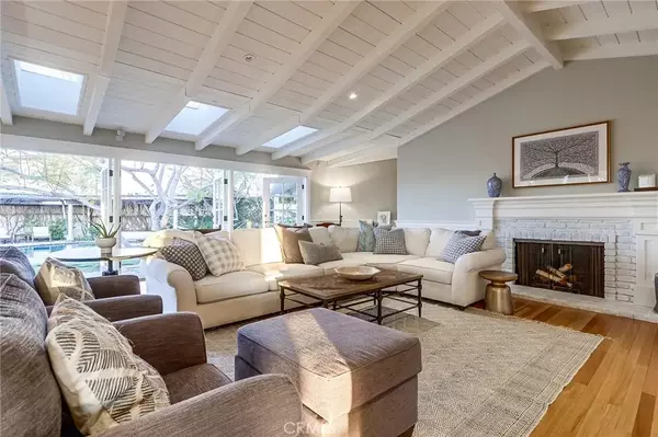 407 Mendoza Terrace, Corona Del Mar, CA 92625