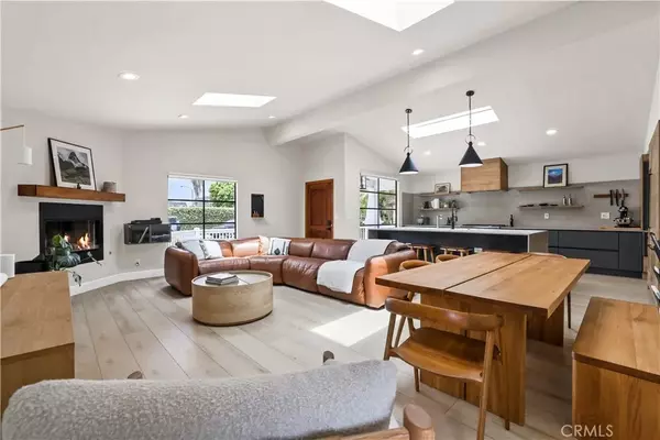 Huntington Beach, CA 92646,8462 Hillhead Drive