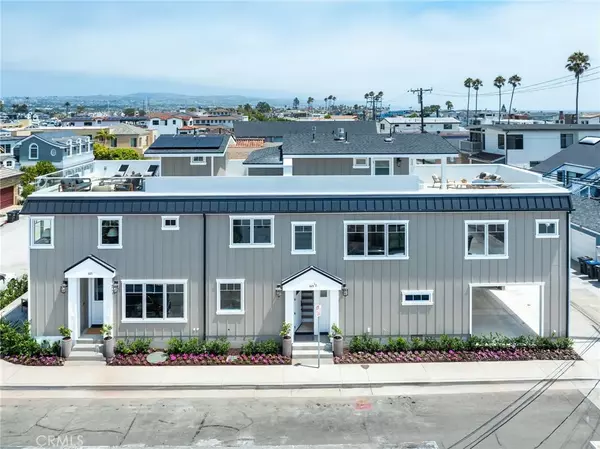 Newport Beach, CA 92661,825 W Bay Avenue #A