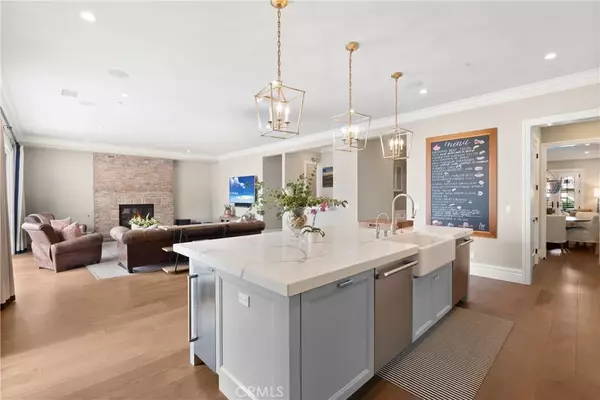 Newport Beach, CA 92663,430 Aliso Avenue