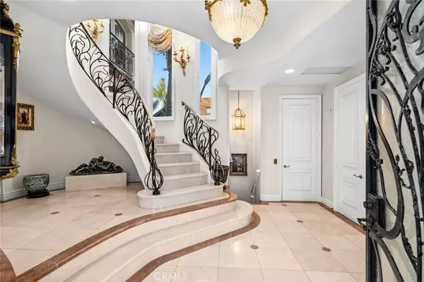 Newport Beach, CA 92661,1201 E Balboa Boulevard