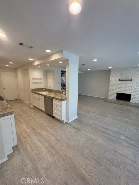 Newport Beach, CA 92663,4455 W Coast #23