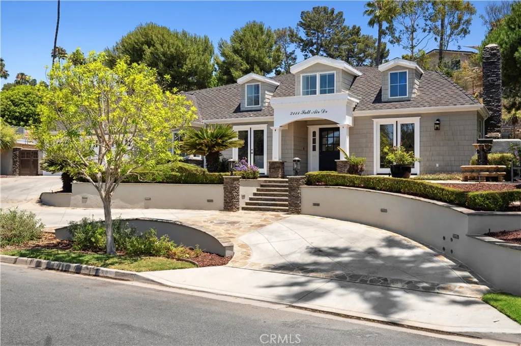 2111 Salt Air Drive, North Tustin, CA 92705