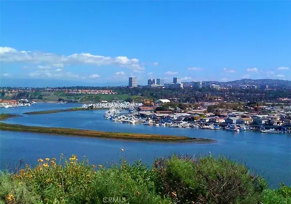 Newport Beach, CA 92660,311 Concord
