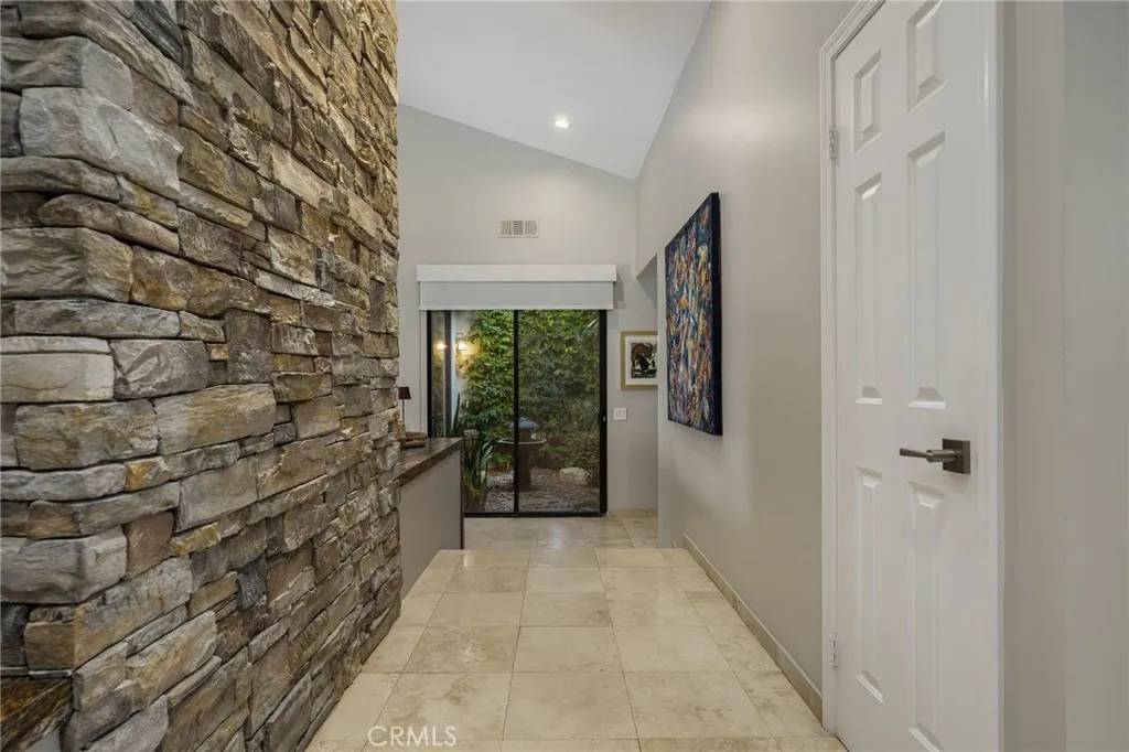 Palm Desert, CA 92211,314 Appaloosa Way