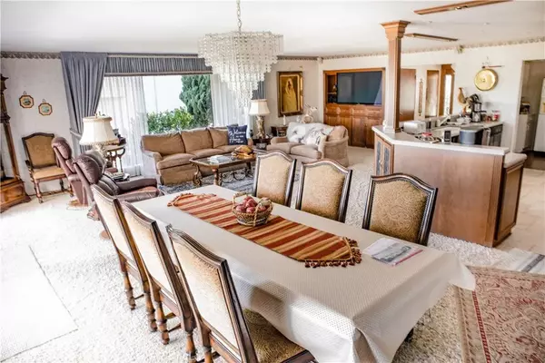 Newport Beach, CA 92663,730 Saint James Place