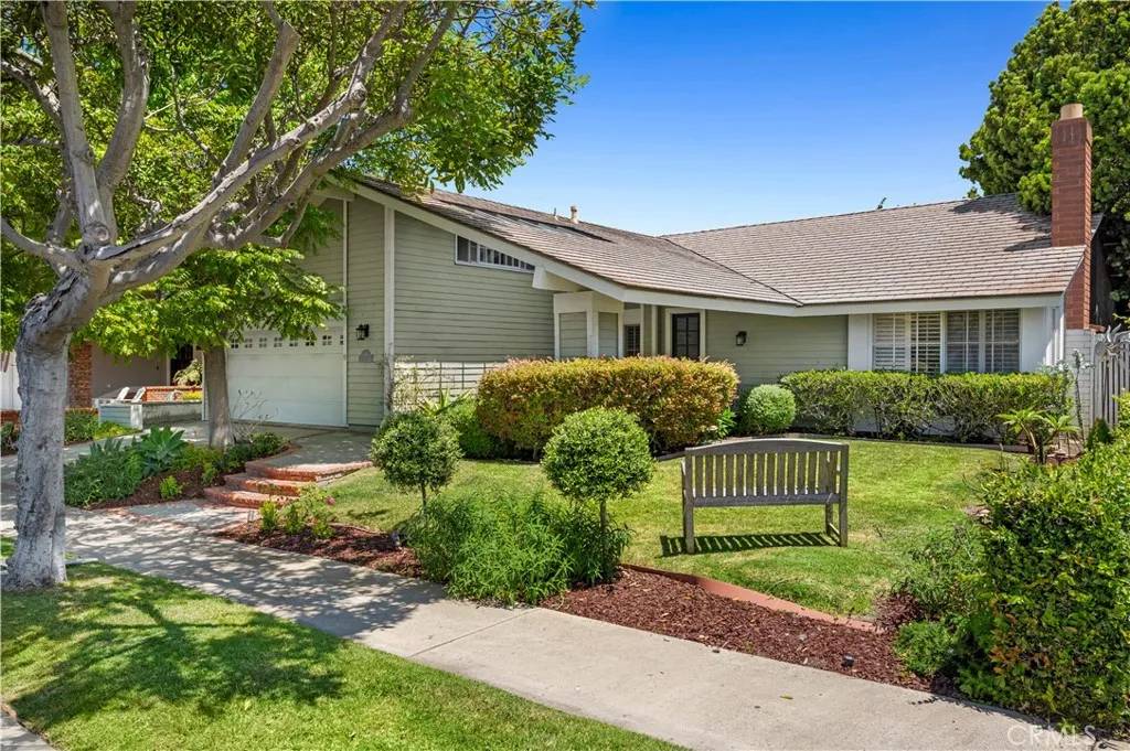 Newport Beach, CA 92660,1866 Port Carlow Place