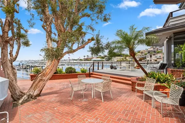 Corona Del Mar, CA 92660,107 Bayside Place