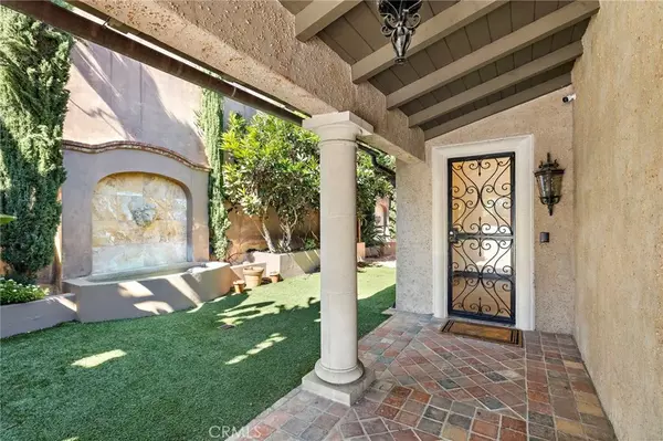 Beverly Hills, CA 90210,1316 Beverly Grove Place