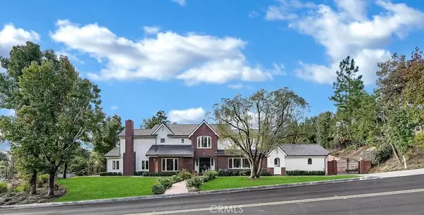 North Tustin, CA 92705,1962 Lower Lake Drive