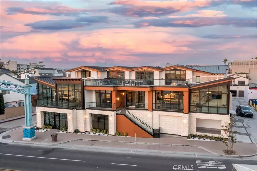 502 E Balboa Boulevard, Newport Beach, CA 92661