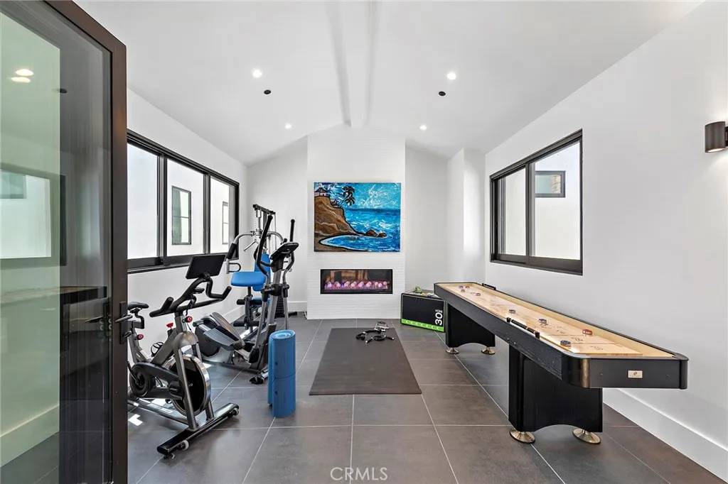 Corona Del Mar, CA 92625,604 Acacia Avenue