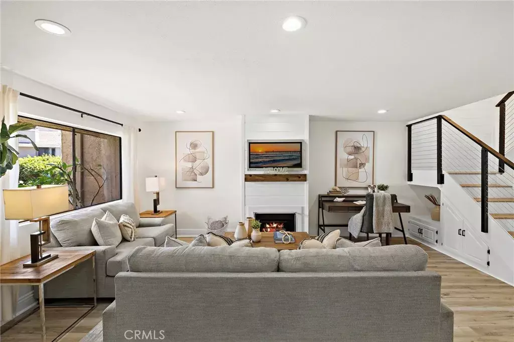 Newport Beach, CA 92663,4 Riptide Court