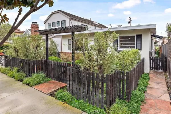 413 Dahlia Avenue, Corona Del Mar, CA 92625