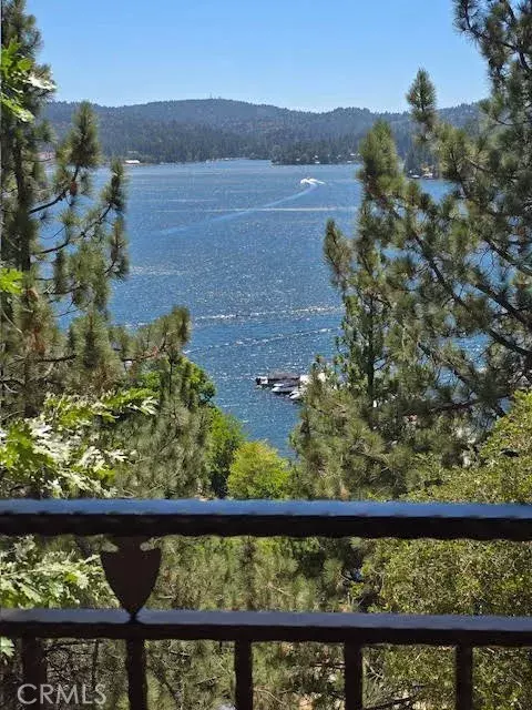 Cedar Glen, CA 92321,180 Hill Side