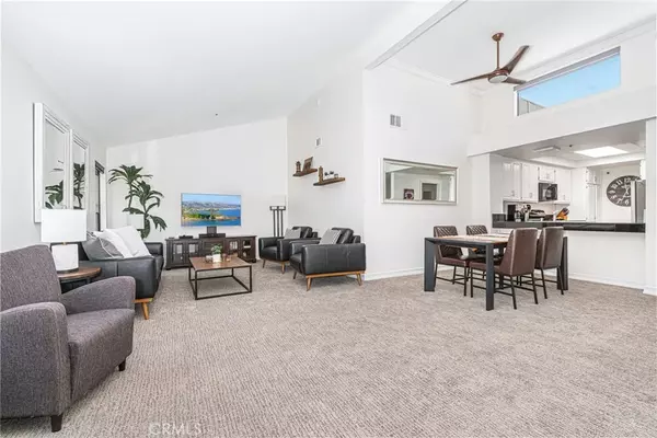 Newport Beach, CA 92663,950 Cagney Lane #308