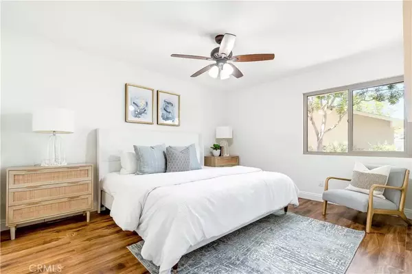 Huntington Beach, CA 92646,8566 Fallbrook Circle #703C